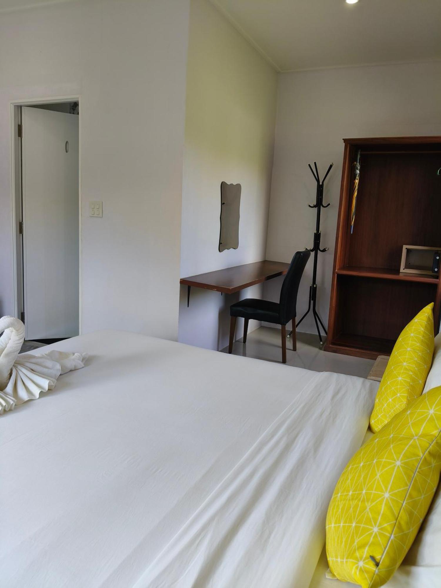 The Lodge At Koh Kood Ko Kut Экстерьер фото